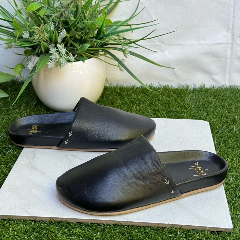 Beek Apalis Black Leather Clogs size 5 brand new - Picture 8 of 14